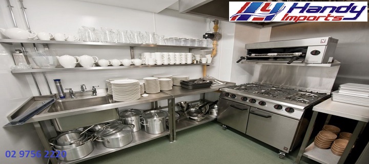 Handy Imports now offers the middle bowl kitchen sinks that are made out of stainless steel